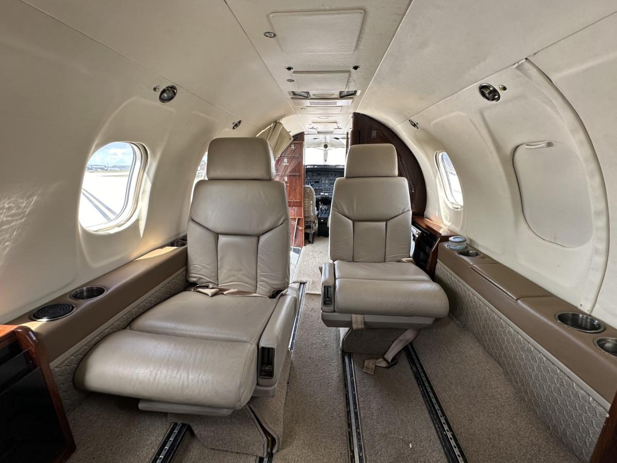 1979 Learjet 25D Photo 5