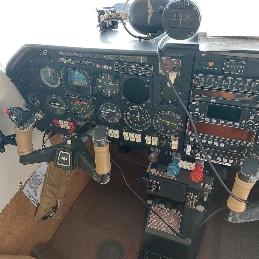 1982 Mooney M20K Photo 6