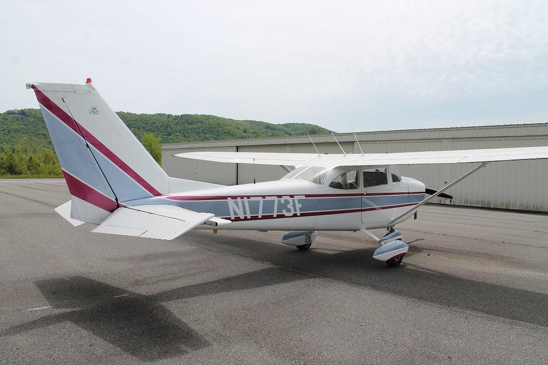 1967 Cessna 172H Photo 7