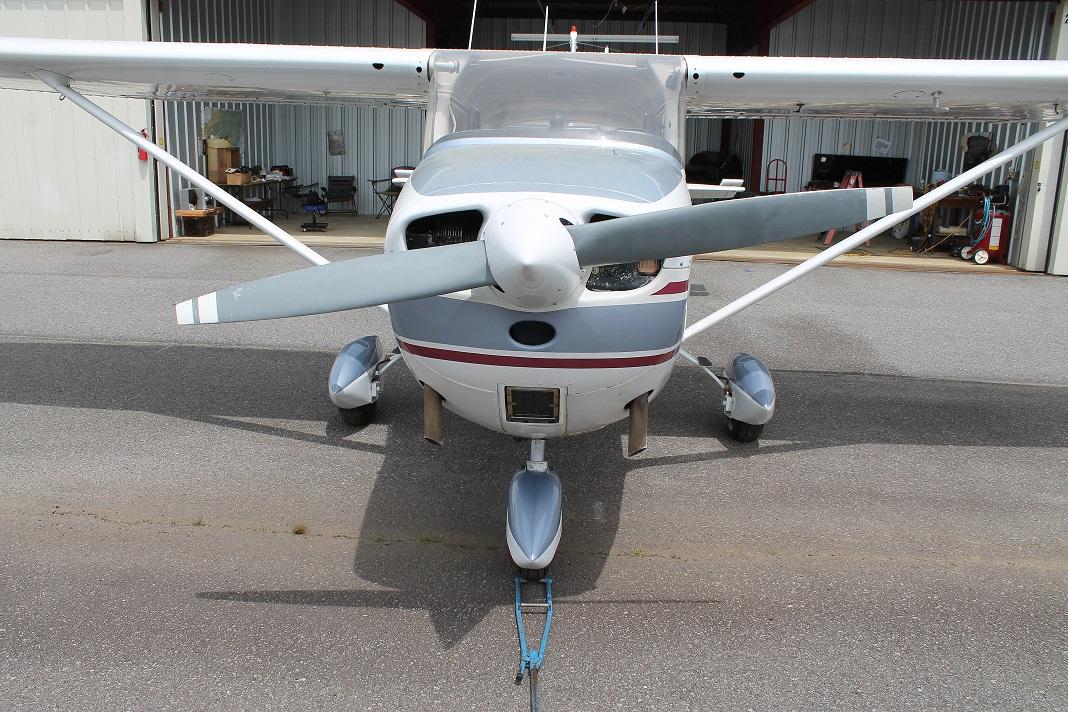 1967 Cessna 172H Photo 2