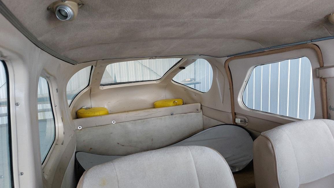 1965 Cessna 210E Photo 6