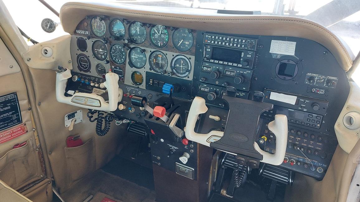 1975 Beech B24R Sierra 200 Photo 2