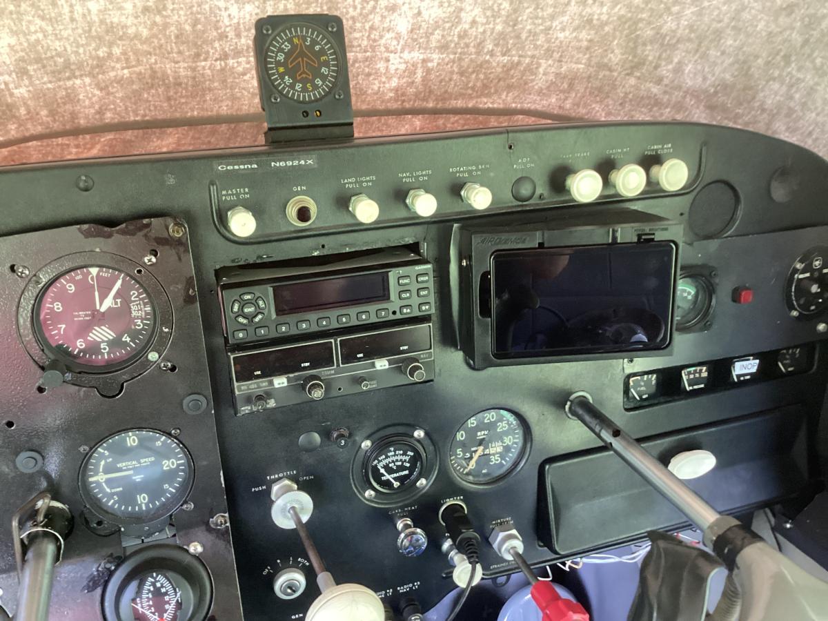 1961 Cessna 172B Photo 5