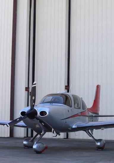 Cirrus SR22 Photo 6