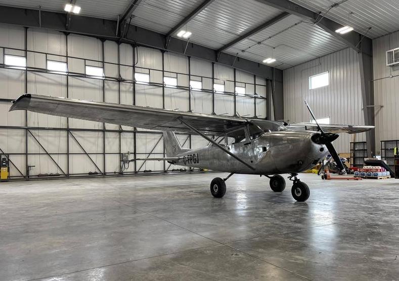 1963 Cessna 172D Photo 3