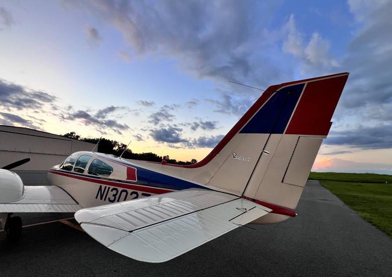1961 Beech 95-55 Baron Photo 4
