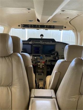 2007 PIPER SENECA V Photo 4
