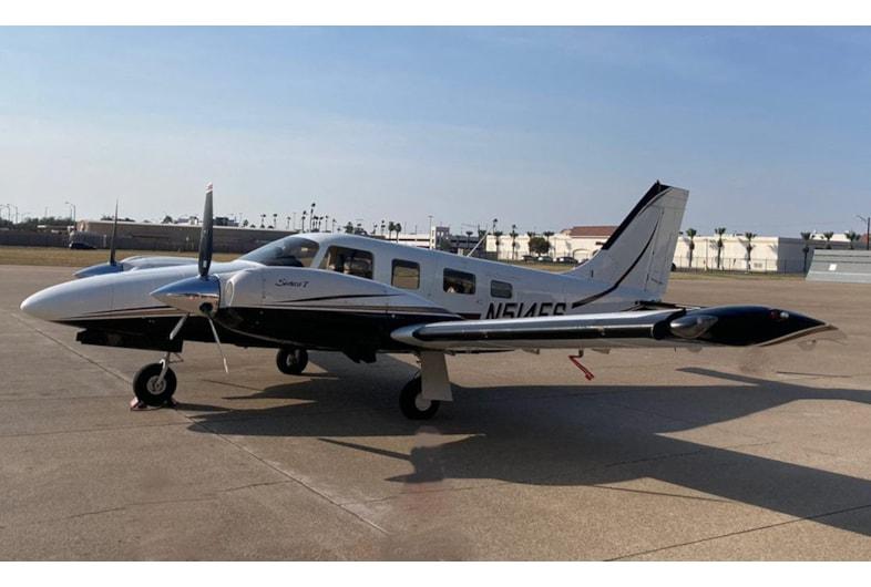 2008 Piper Seneca V Photo 2