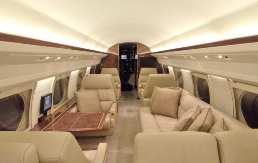 1988 Gulfstream IV Photo 5