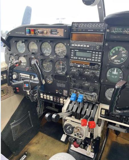 1975 Piper E Model Aztec Photo 6
