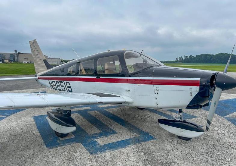 1983 Piper Warrior II Photo 2