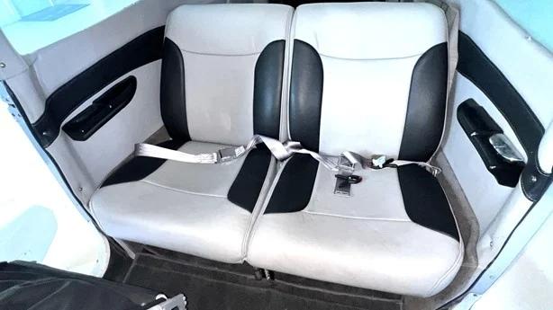 1977 CESSNA 182Q SKYLANE Photo 2