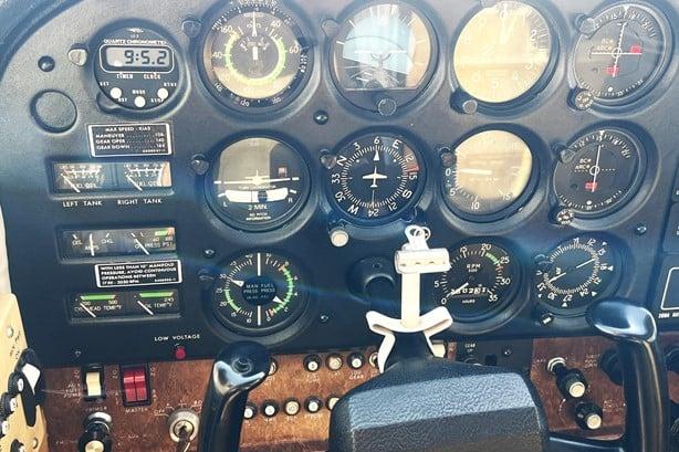 1980 CESSNA 172RG CUTLASS Photo 6