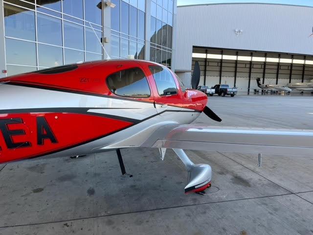2017 CIRRUS SR22-G6 TURBO Photo 4