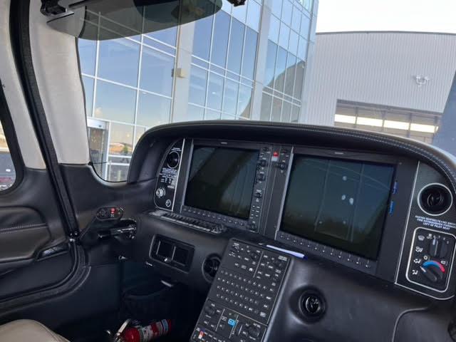 2017 CIRRUS SR22-G6 TURBO Photo 6