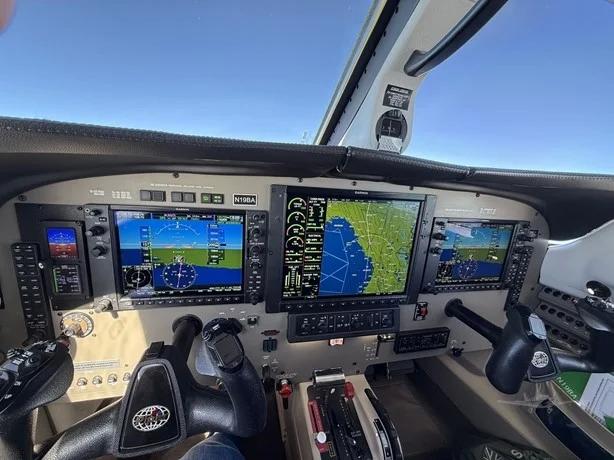 2012 PIPER MERIDIAN Photo 5