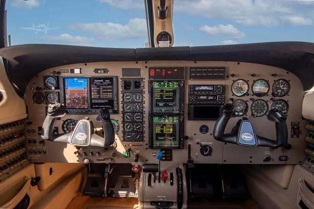 2005 PIPER MALIBU MIRAGE Photo 3