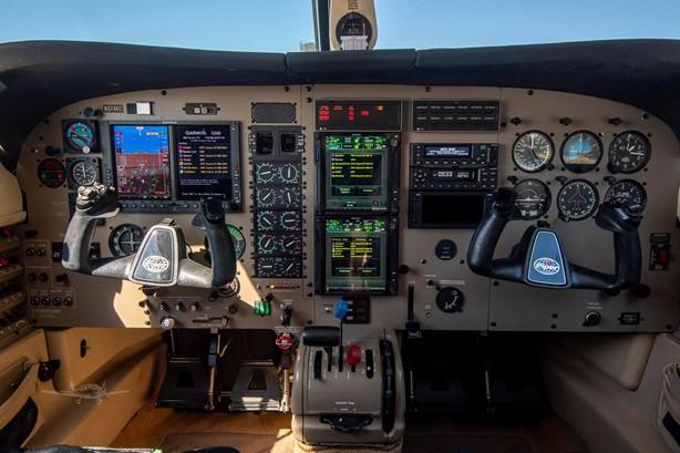 2005 PIPER MALIBU MIRAGE Photo 4