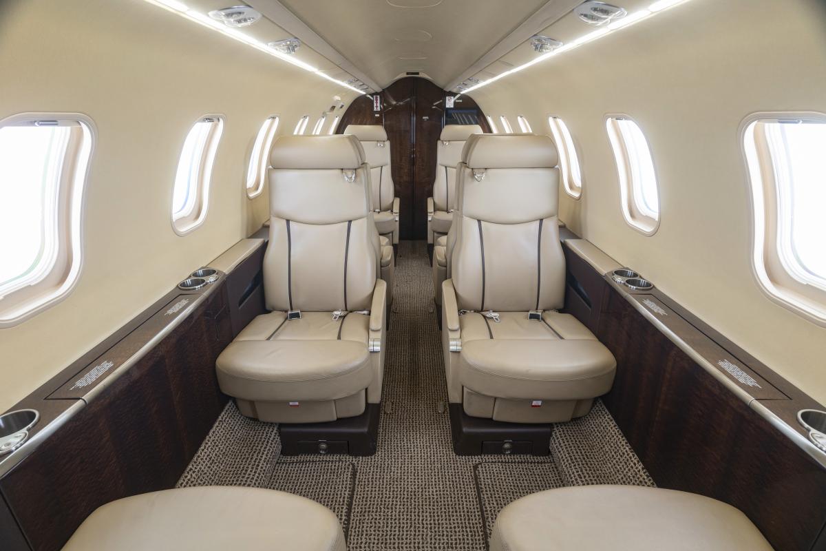 2012 Learjet 45XR Photo 3