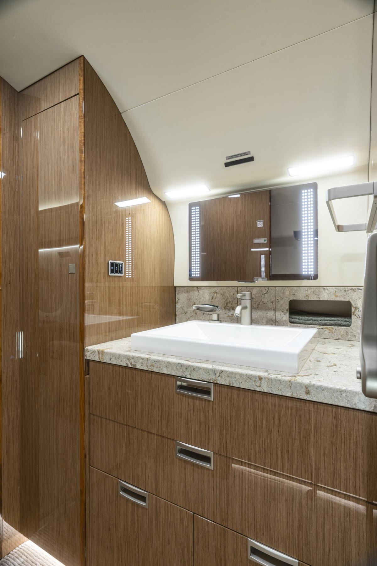 2018 Gulfstream G650ER Photo 5