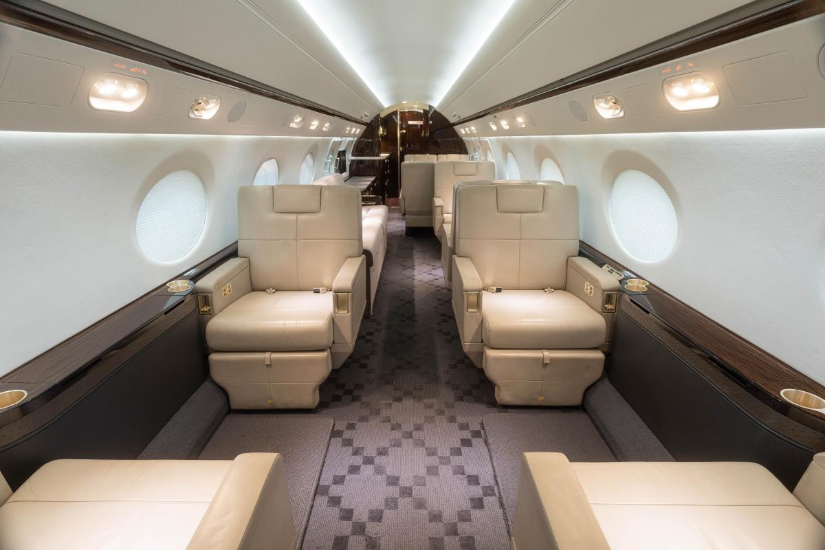 2012 Gulfstream G450 Photo 3