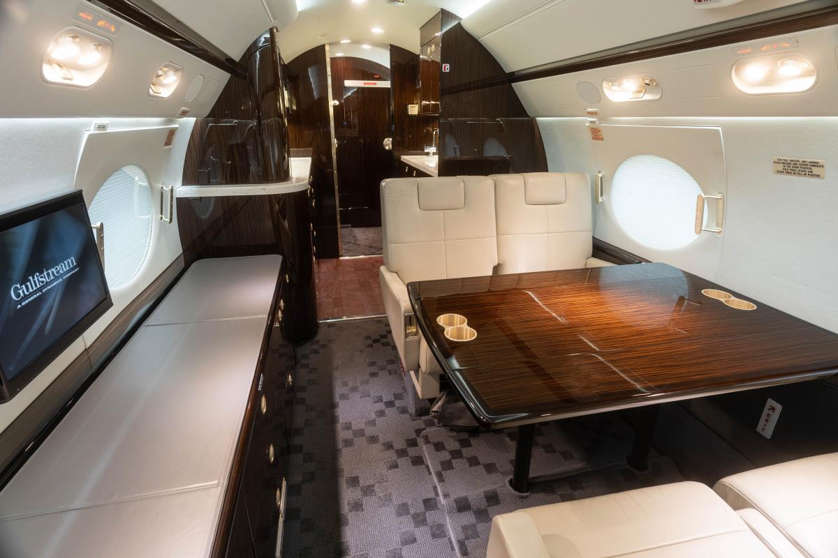 2012 Gulfstream G450 Photo 5