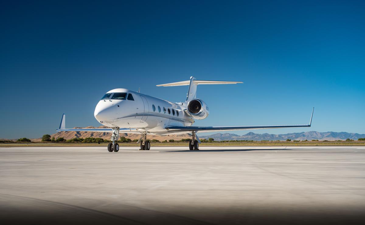 2012 Gulfstream G450 Photo 3