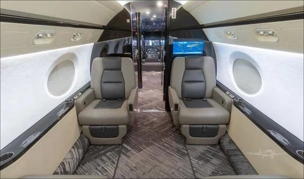 2008 GULFSTREAM G550 Photo 7