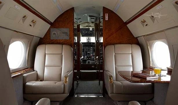 1998 GULFSTREAM GIVSP Photo 4