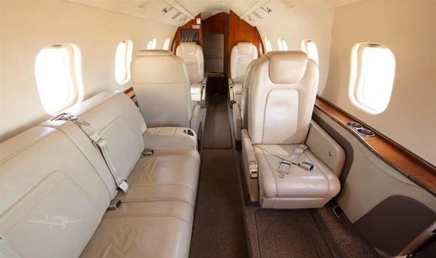 2013 LEARJET 60XR Photo 4