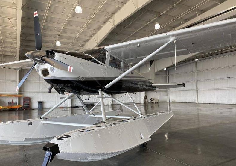 1981 CESSNA 185F ON FLOATS Photo 4