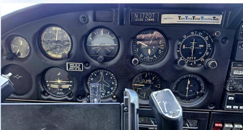 1971 PIPER CHEROKEE 140  Photo 7