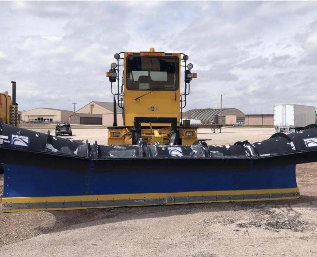 2004 OSHKOSH H2723G1 Photo 2