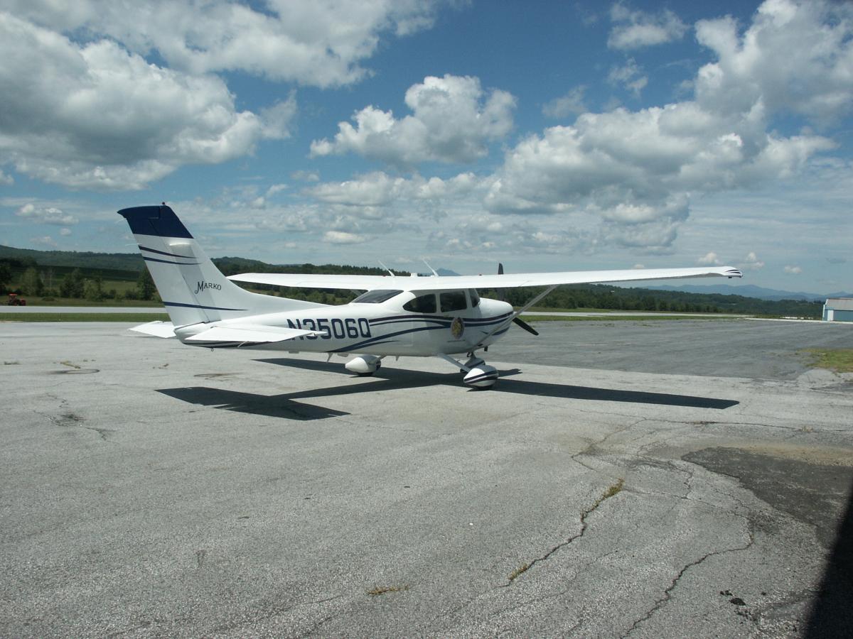 2002 Cessna 182T Skylane Photo 3