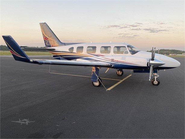 1980 PIPER NAVAJO CR Photo 2