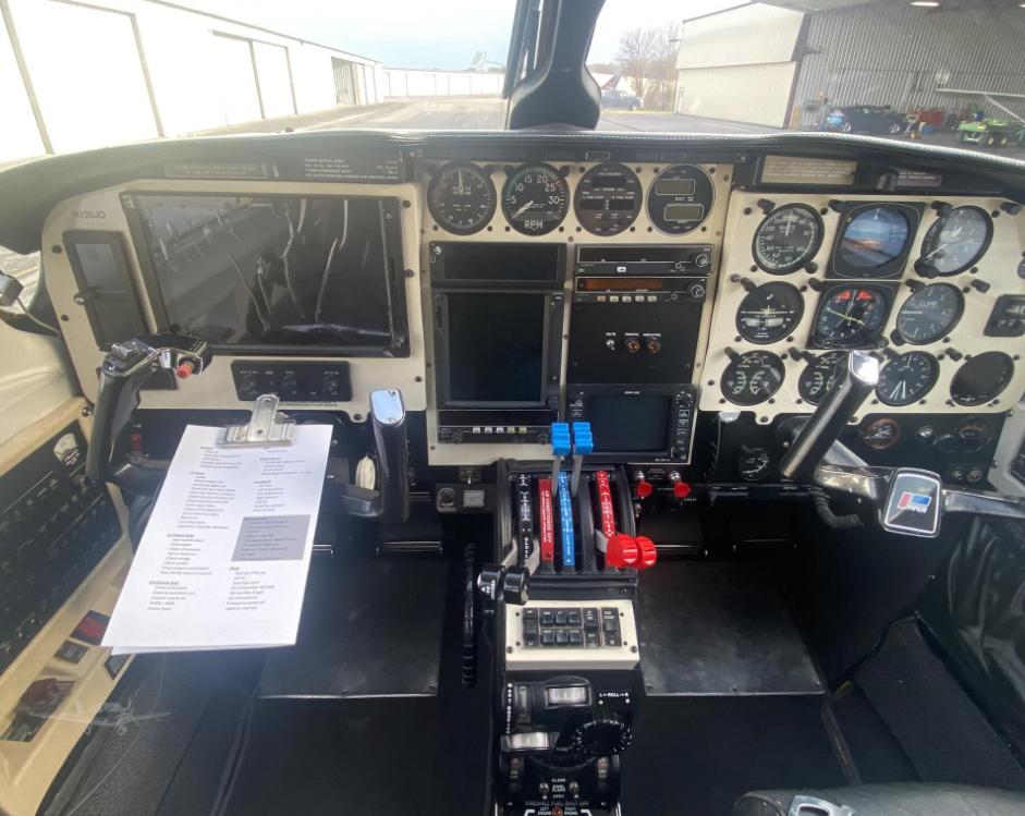 1981 PIPER NAVAJO CHIEFTAIN Photo 6