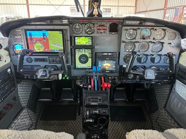 1981 PIPER NAVAJO CHIEFTAIN Photo 3