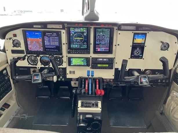 1984 PIPER NAVAJO CHIEFTAIN Photo 4