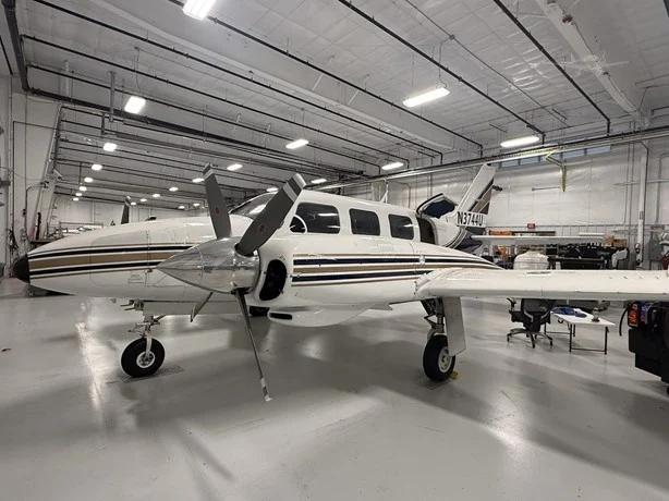 1983 PIPER NAVAJO CR Photo 3