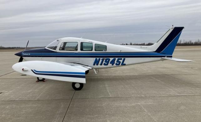 1976 BEECHCRAFT C23 SUNDOWNER 180 Photo 2