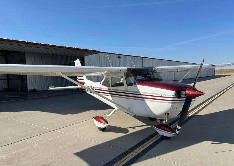 1966 CESSNA 172G Photo 2