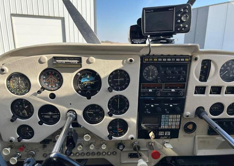 1966 CESSNA 172G Photo 5