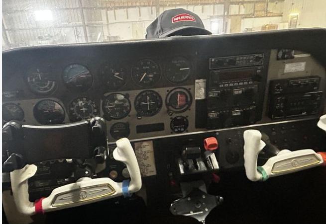 1976 BEECHCRAFT C23 SUNDOWNER 180 Photo 4