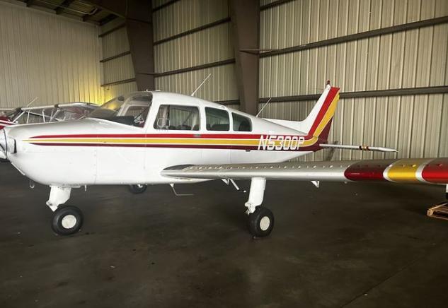 1976 BEECHCRAFT C23 SUNDOWNER 180 Photo 2