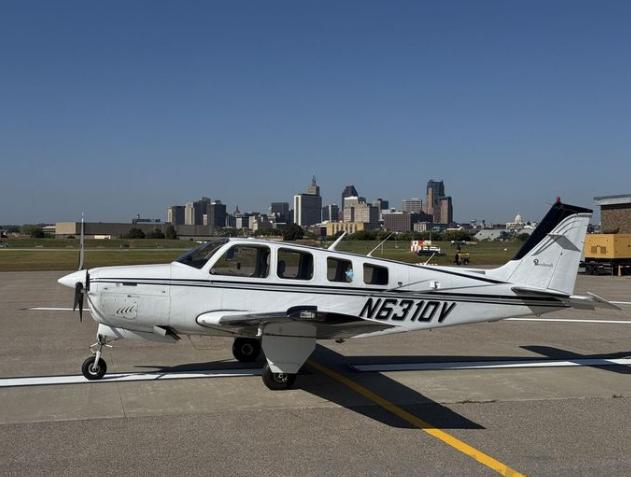 1982 BEECHCRAFT A36 BONANZA Photo 2