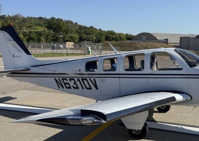 1982 BEECHCRAFT A36 BONANZA Photo 2