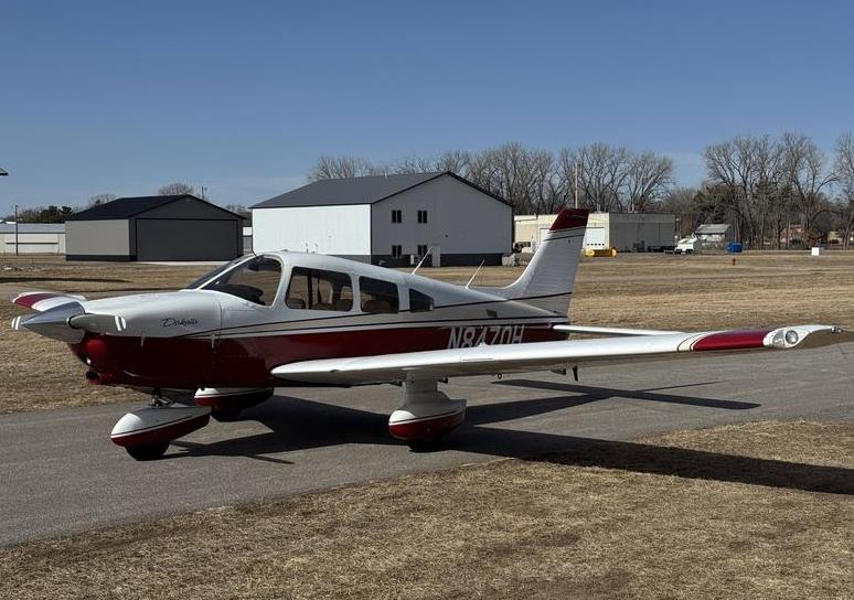 1982 PIPER DAKOTA PA28-236  Photo 3