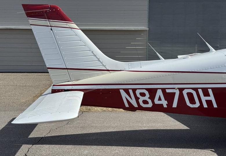 1982 PIPER DAKOTA PA28-236  Photo 5