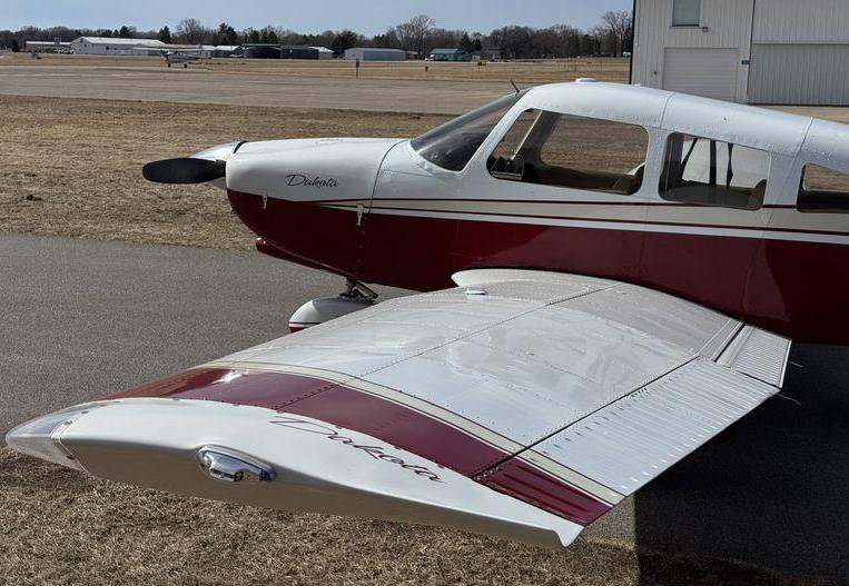 1982 PIPER DAKOTA PA28-236  Photo 4