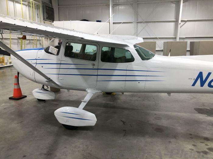 1980 CESSNA 172N SKYHAWK Photo 4